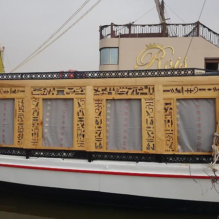 Nile Sunrise Felucca Boat Private Rental Луксор Стая снимка