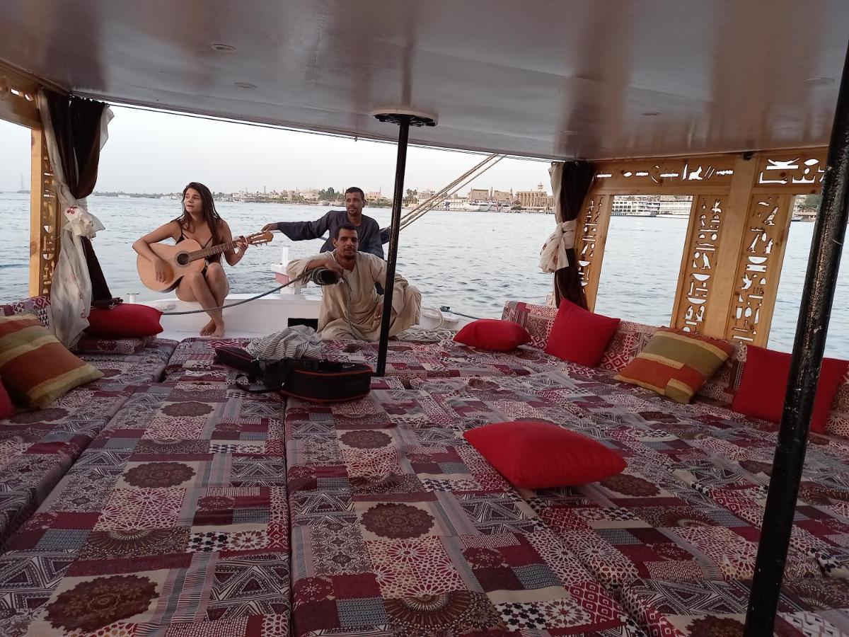 Nile Sunrise Felucca Boat Private Rental Луксор Екстериор снимка