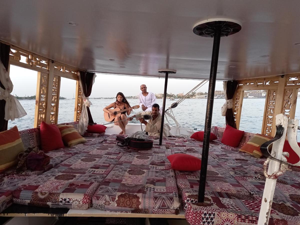 Nile Sunrise Felucca Boat Private Rental Луксор Екстериор снимка