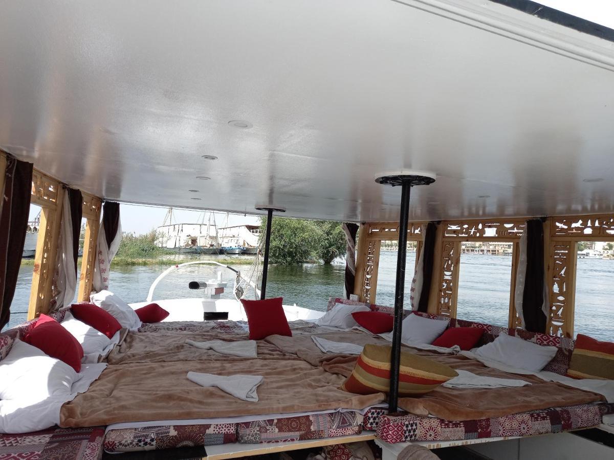 Nile Sunrise Felucca Boat Private Rental Луксор Екстериор снимка