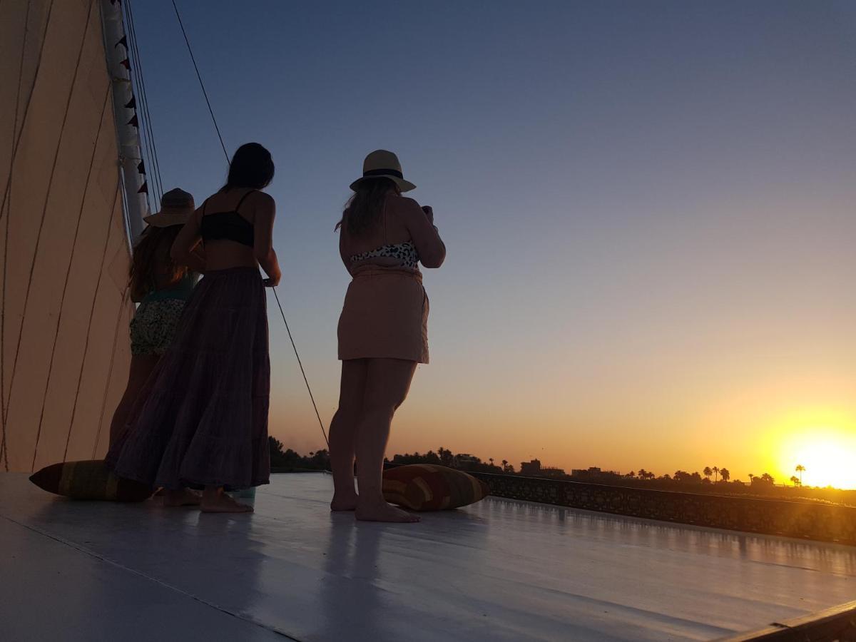 Nile Sunrise Felucca Boat Private Rental Луксор Екстериор снимка